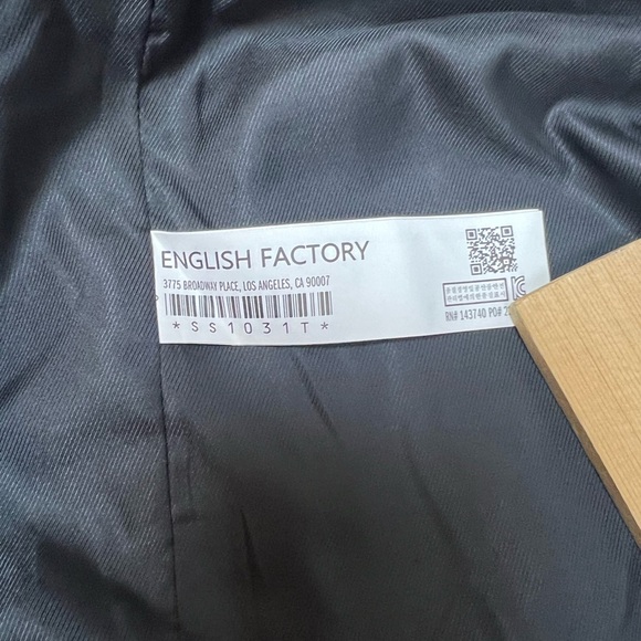 English Factory Animal Print Puff Sleeve Blouse Size Large - Picture 12 of 12